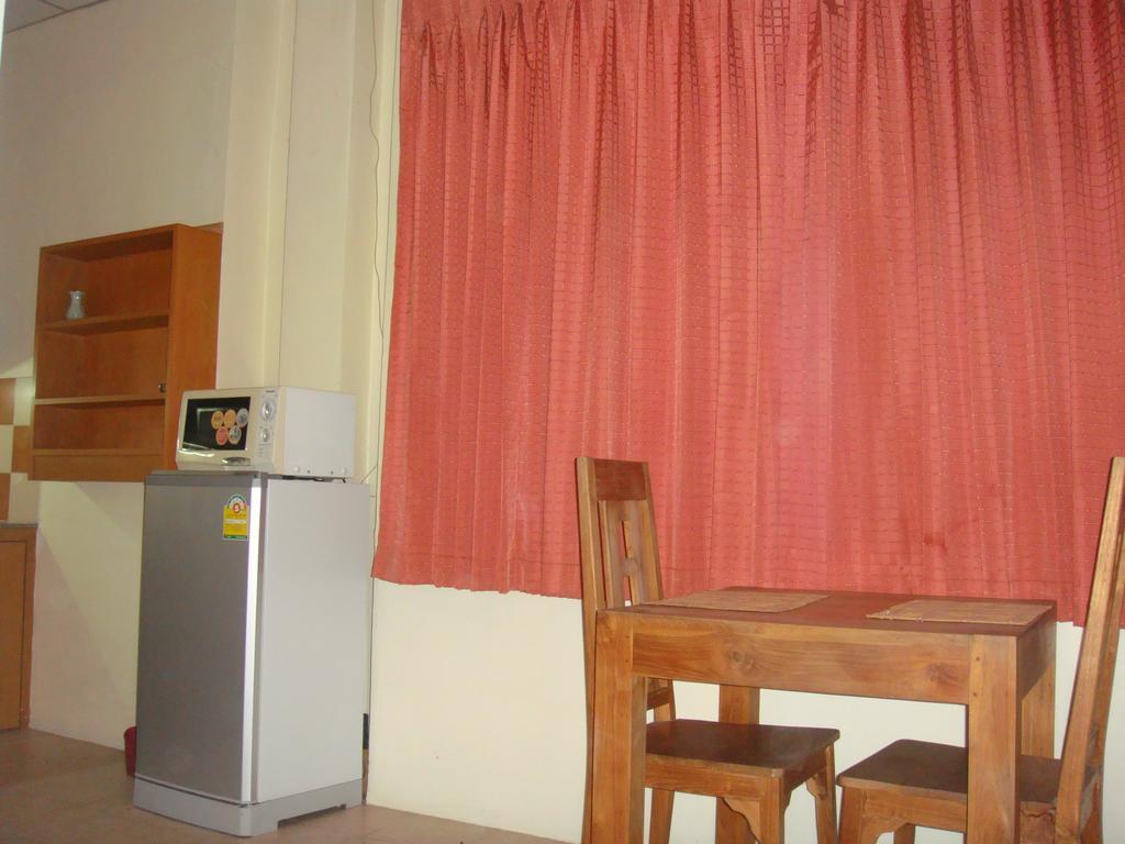 Indogee Apartments Pattaya Eksteriør billede
