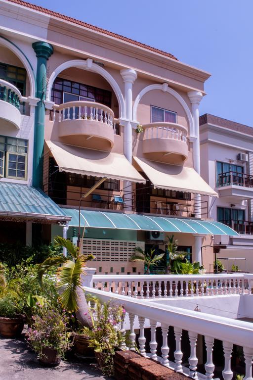 Indogee Apartments Pattaya Eksteriør billede